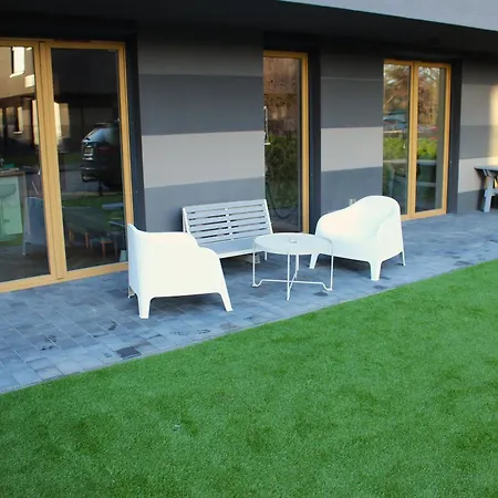 Nenufar Cracow Garden Parter Free Darmowy Parking Ogrod Netflix Klimatyzacja * Krakau