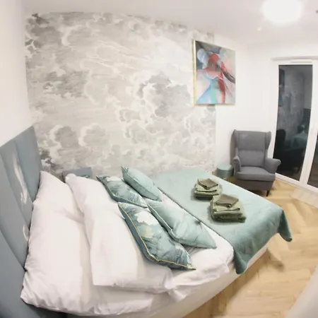 Nenufar Cracow Garden Parter Free Darmowy Parking Ogrod Netflix Klimatyzacja *