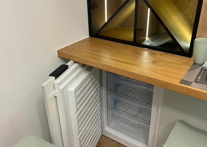 Nenufar Cracow Garden Parter Free Darmowy Parking Ogród Netflix Klimatyzacja Kraków