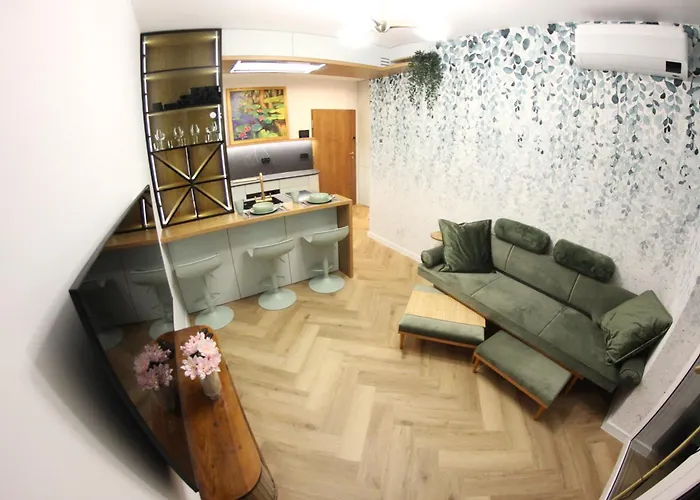 Nenufar Cracow Garden Parter Free Darmowy Parking Ogród Netflix Klimatyzacja Kraków