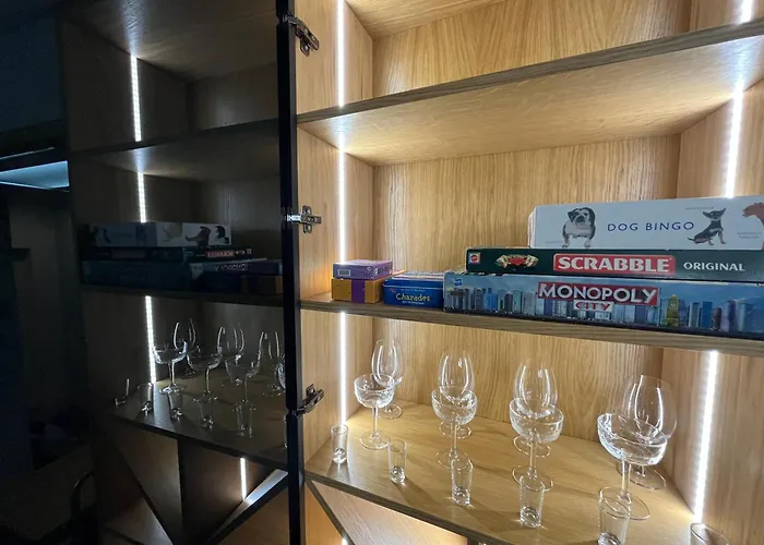 Nenufar Cracow Garden Parter Free Darmowy Parking Ogród Netflix Klimatyzacja Apartament